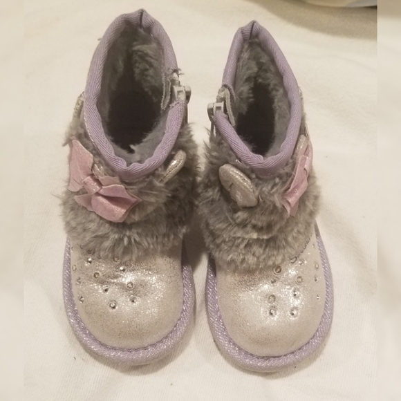 Skechers twinkle toes silver boots - Picture 2 of 7